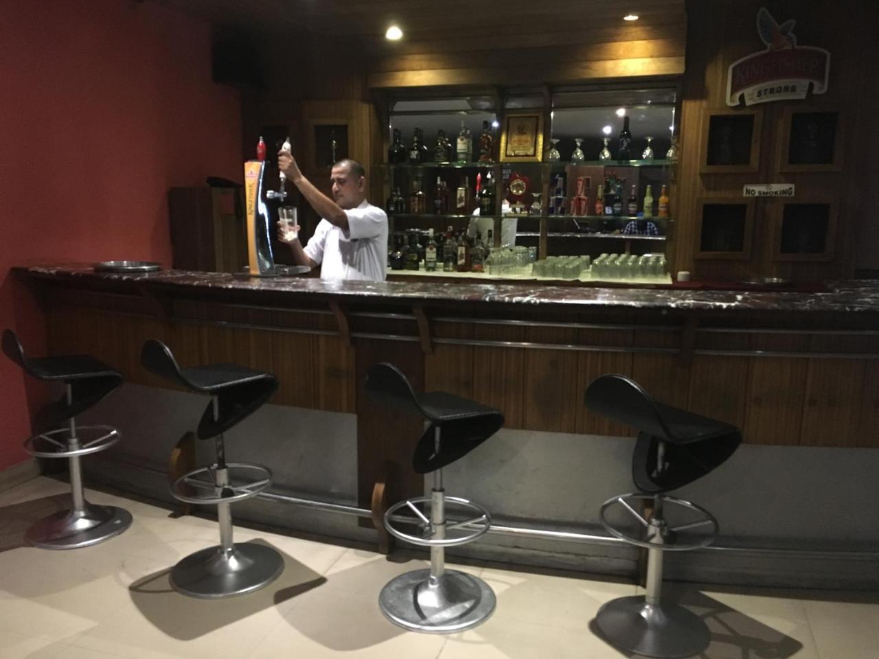 Shiv Hotel And Joe'S Bar & Restaurant Jandiala Extérieur photo